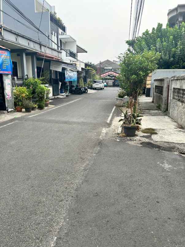 dijual rumah jl kampung rawa johar baru