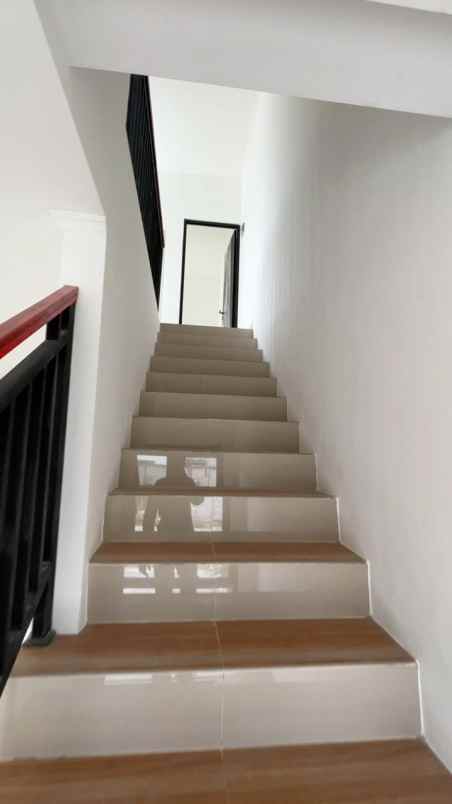 dijual rumah jl kedung baya kalitimbang