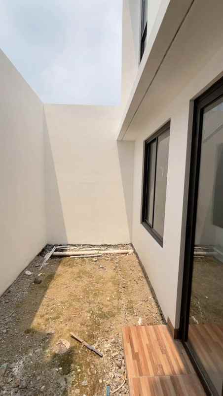 dijual rumah jl kedung baya kalitimbang