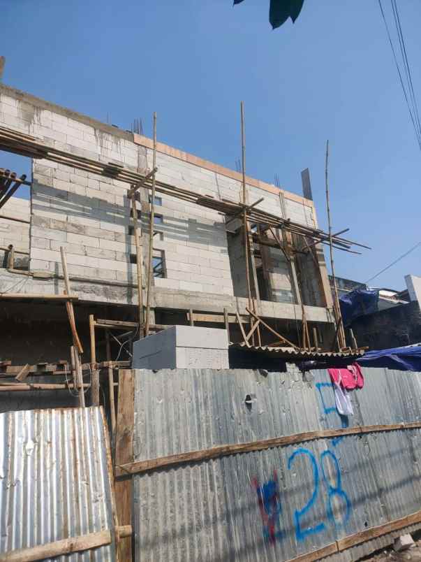 dijual rumah jl kerang