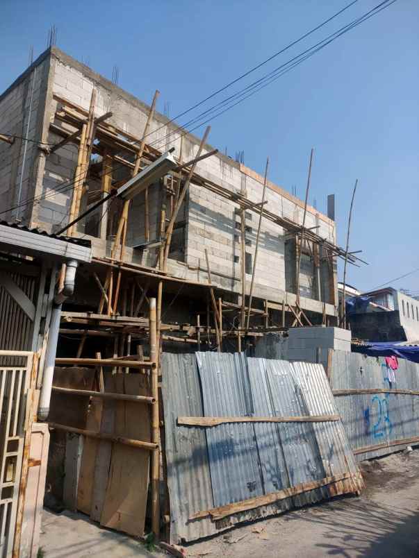 dijual rumah jl kerang