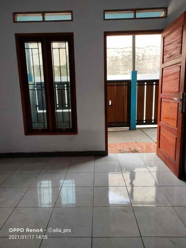 dijual rumah jl kh hasyim ashari