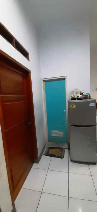 dijual rumah jl kh hasyim ashari