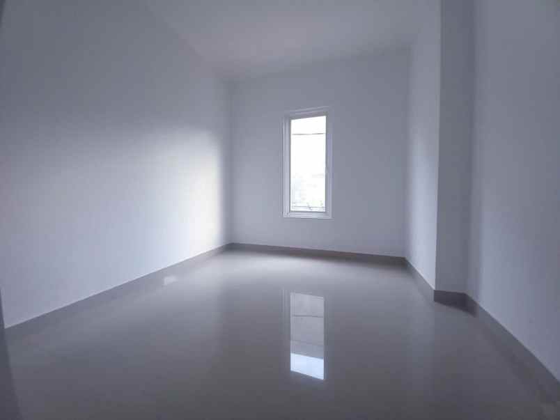 dijual rumah jl ratna jati kramat