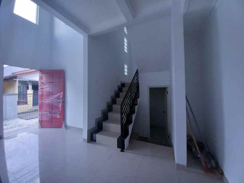 dijual rumah jl ratna jati kramat