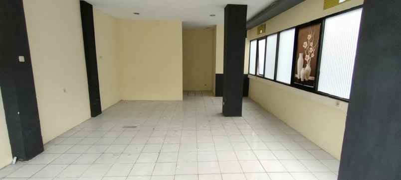 dijual rumah jl raya pasar minggu