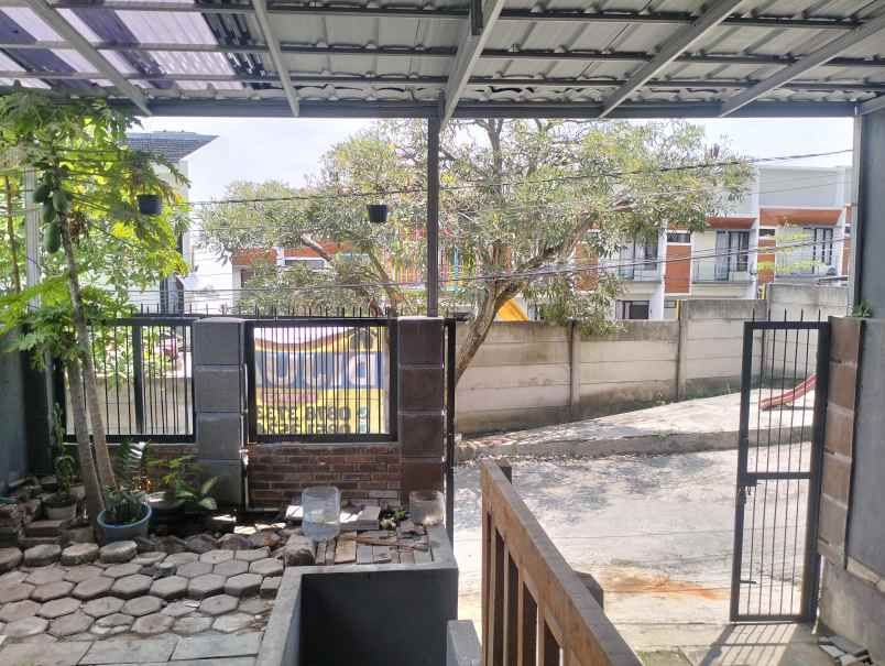 dijual rumah jl sasak batu perum grand
