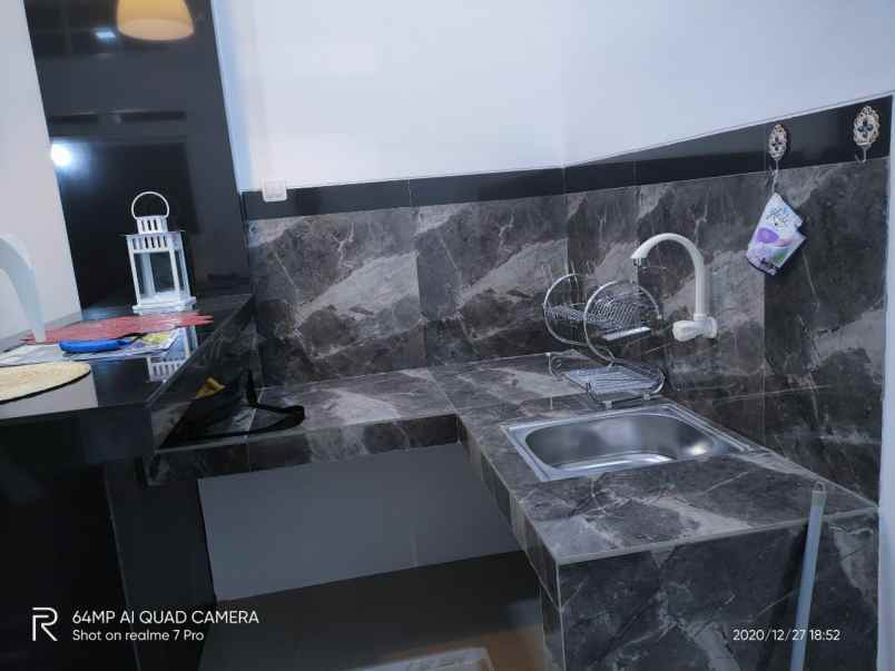 dijual rumah jl sawi