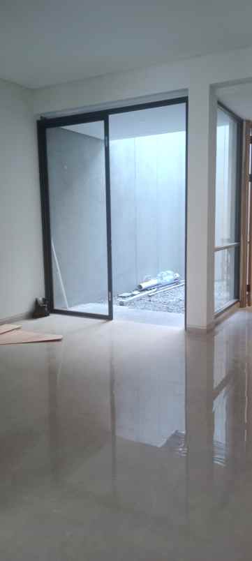 dijual rumah jl sayap turangga buah batu