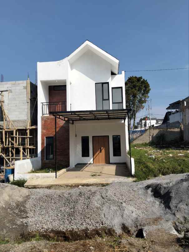 dijual rumah jl wangunsari cijengkol