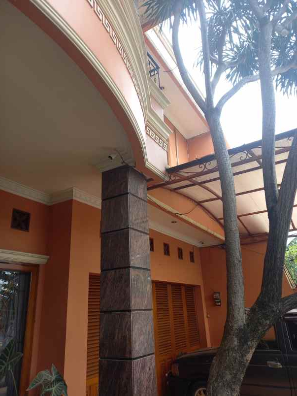 dijual rumah jln pondok kelapa raya