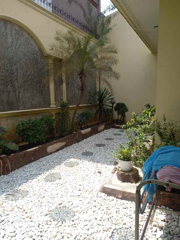 dijual rumah jln pondok kelapa raya