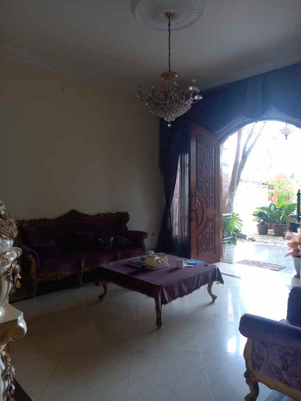 dijual rumah jln pondok kelapa raya