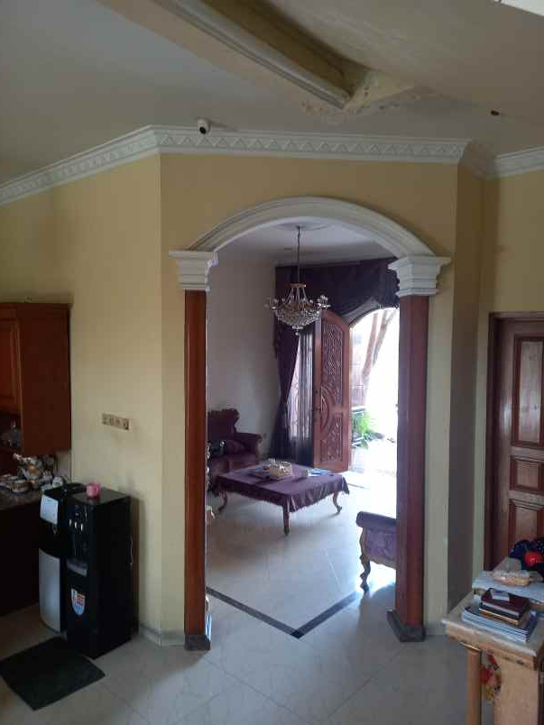 dijual rumah jln pondok kelapa raya