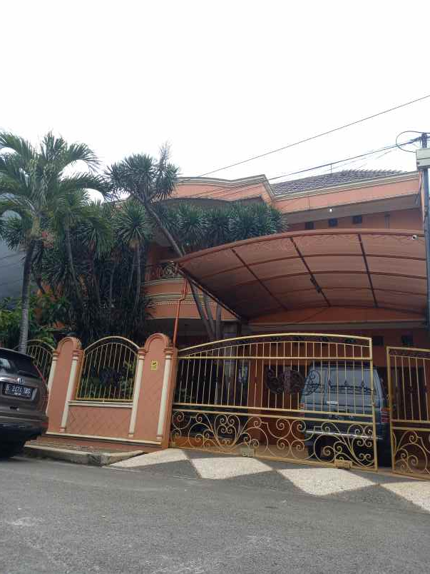 dijual rumah jln pondok kelapa raya