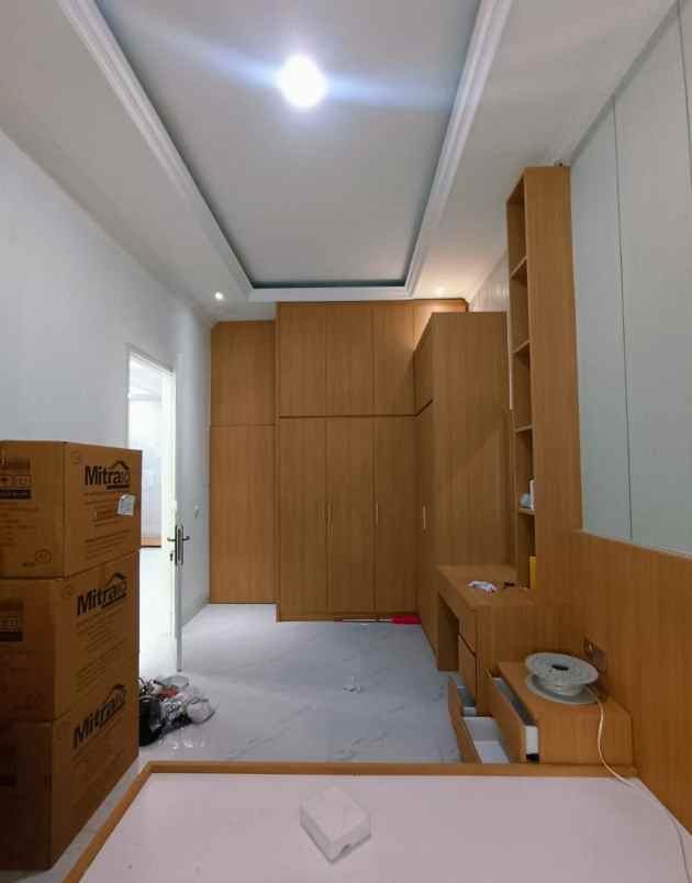 dijual rumah joglo jakarta barat