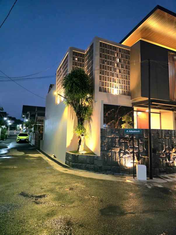 dijual rumah kaliurang km 8