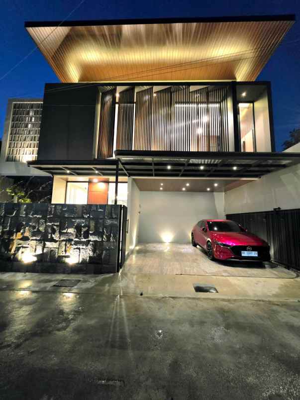 dijual rumah kaliurang km 8
