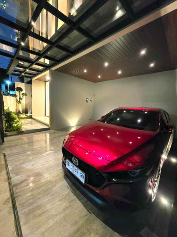 dijual rumah kaliurang km 8