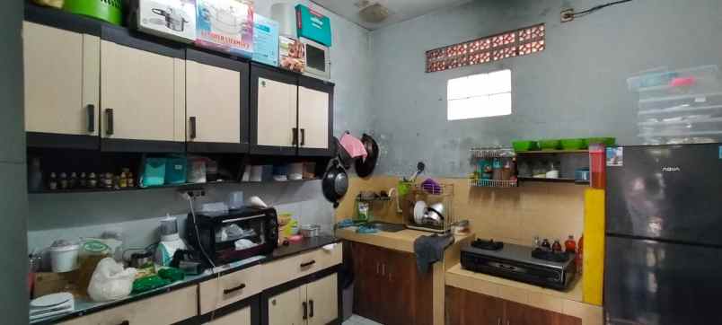 dijual rumah kamayangan residence