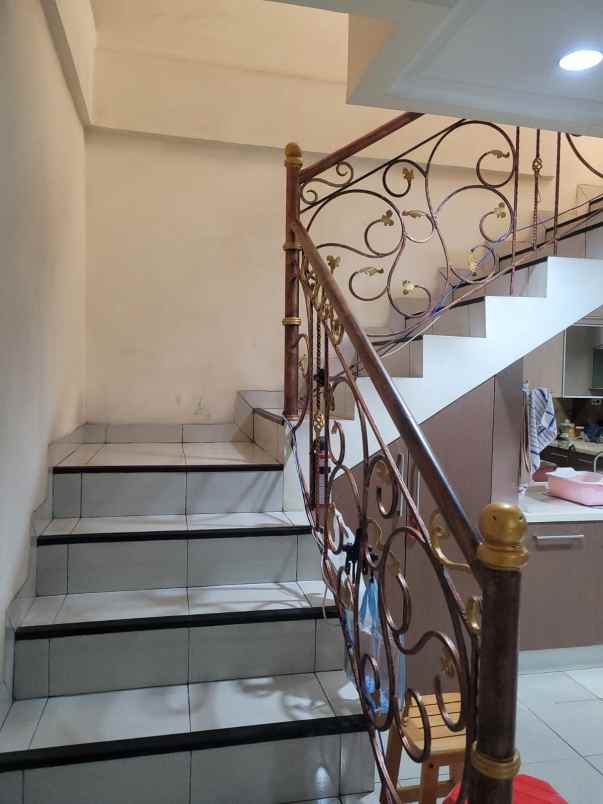 dijual rumah kelapa gading