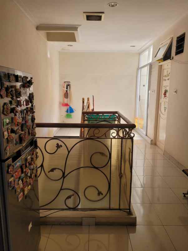 dijual rumah kelapa gading