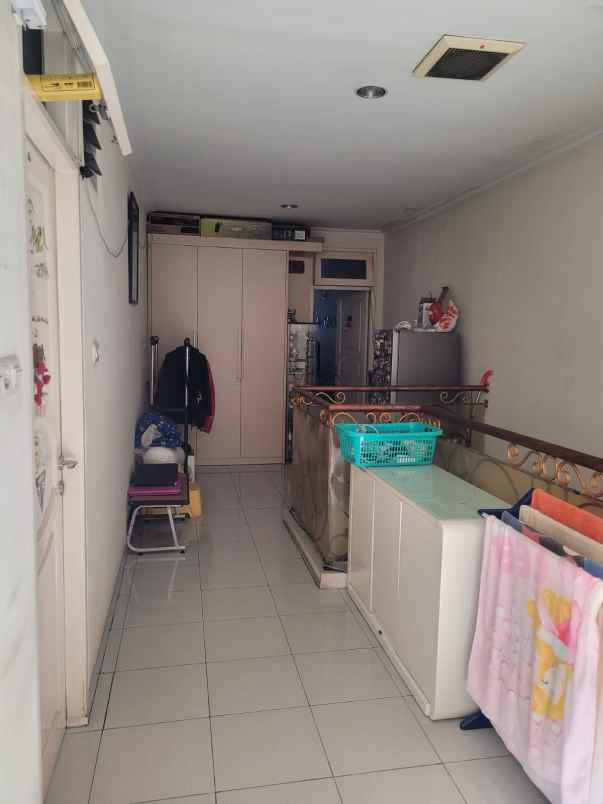 dijual rumah kelapa gading