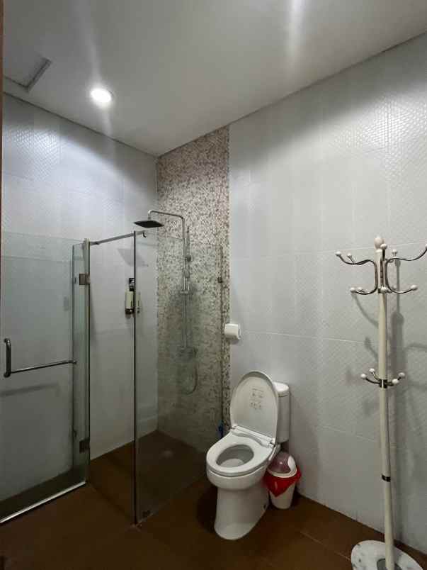 dijual rumah kelapa hibrida kelapa gading