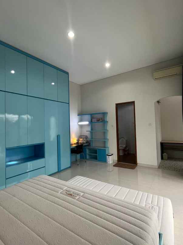 dijual rumah kelapa hibrida kelapa gading