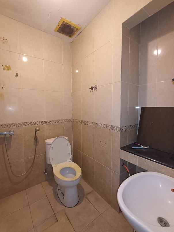 dijual rumah kelapa nias kelapa gading