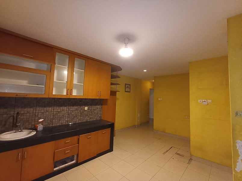 dijual rumah kelapa nias kelapa gading