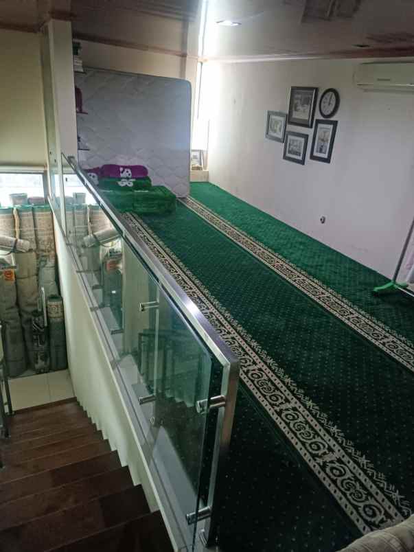 dijual rumah kemang pratama 3