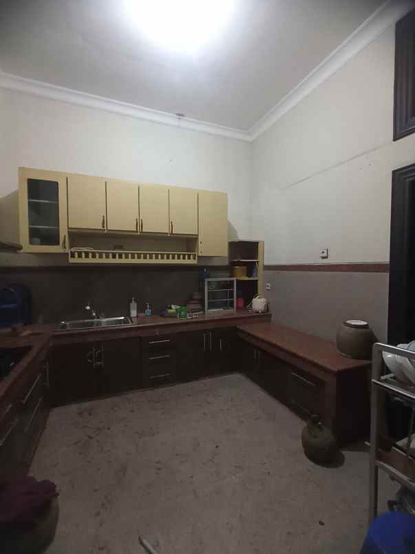 dijual rumah klampis regency