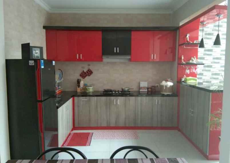 dijual rumah komp taman cibaduyut bandung