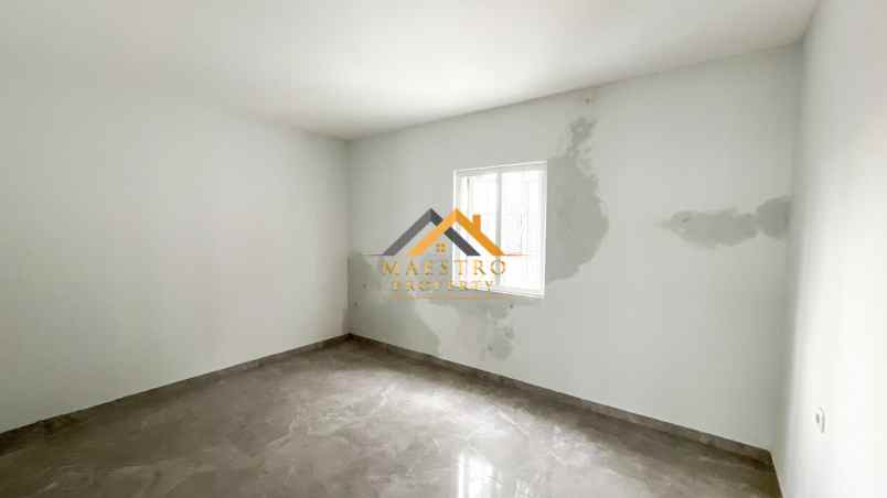 dijual rumah komplek aston villa jalan