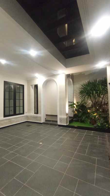dijual rumah komplek billymoon pondok