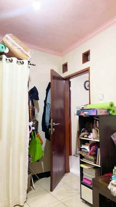 dijual rumah komplek bumi panyileukan
