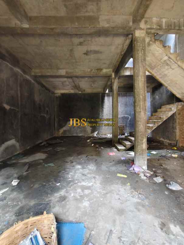 dijual rumah komplek cemara asri