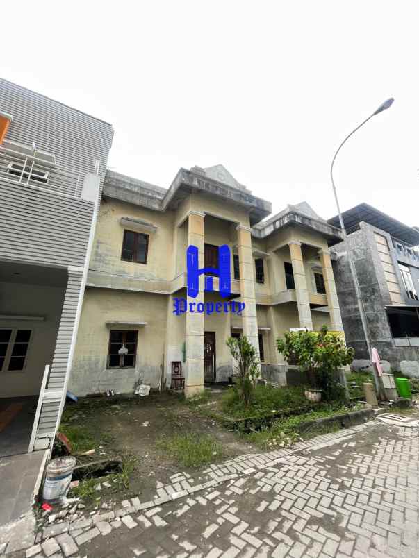dijual rumah komplek cemara asri