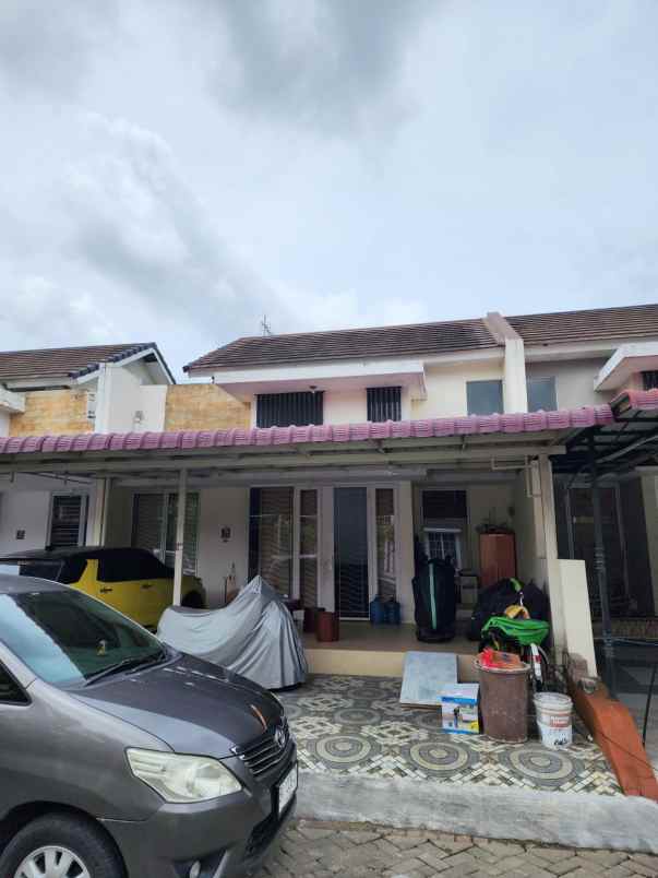 dijual rumah komplek citra garden