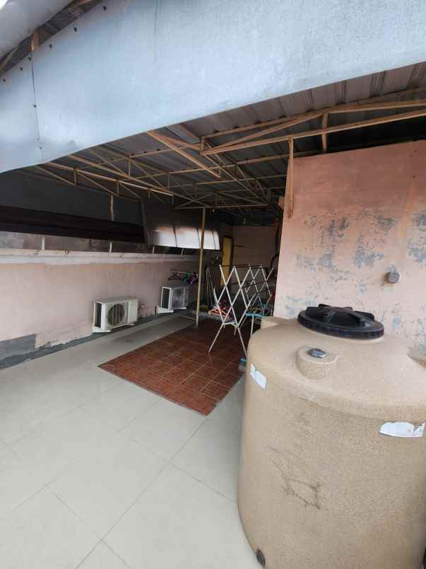 dijual rumah komplek citra garden