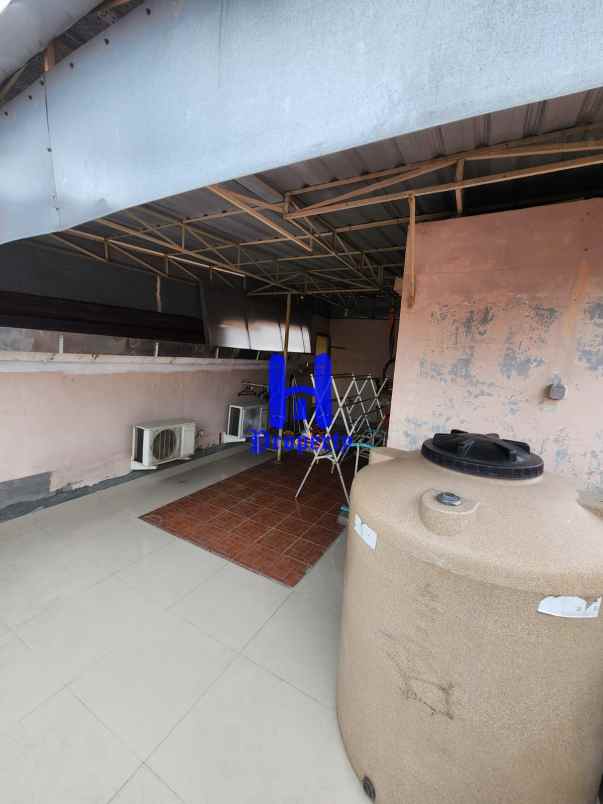 dijual rumah komplek citra garden