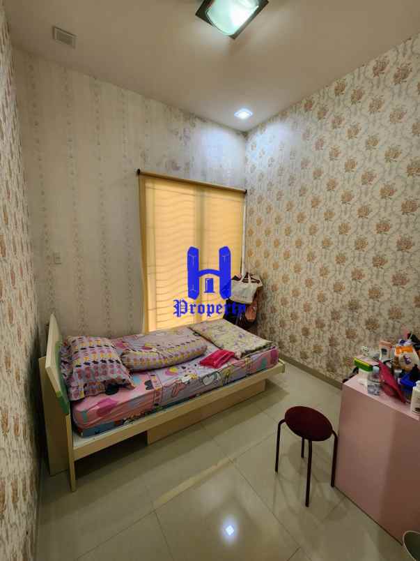 dijual rumah komplek citra garden