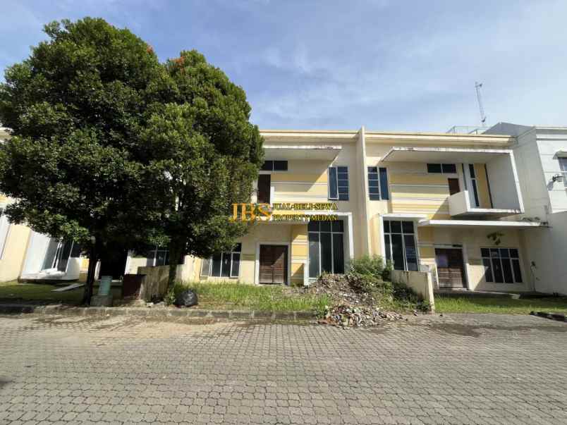 dijual rumah komplek graha metropolitan