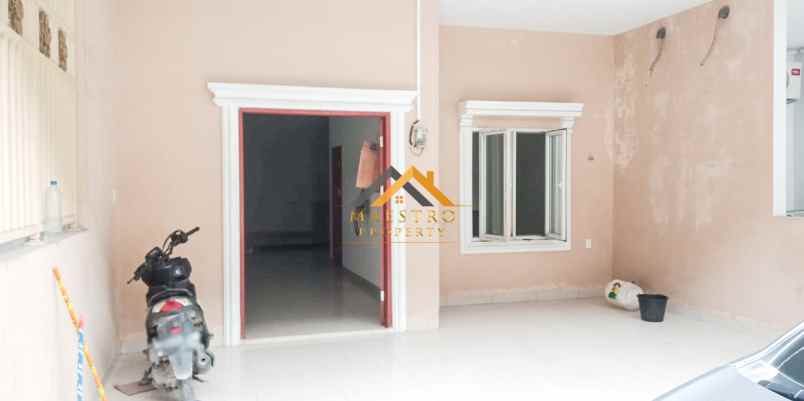 dijual rumah komplek platina asri residence