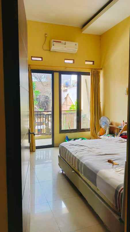 dijual rumah komplek ptb duren sawit