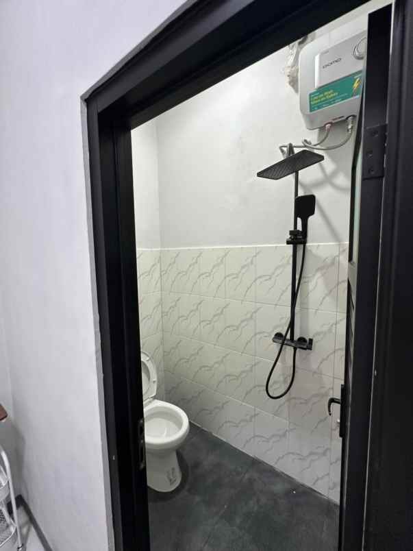 dijual rumah kost lokasi akordion suhat kota malang