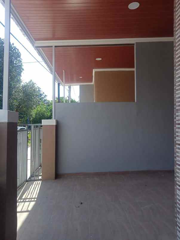 dijual rumah kota harapan indah bekasi