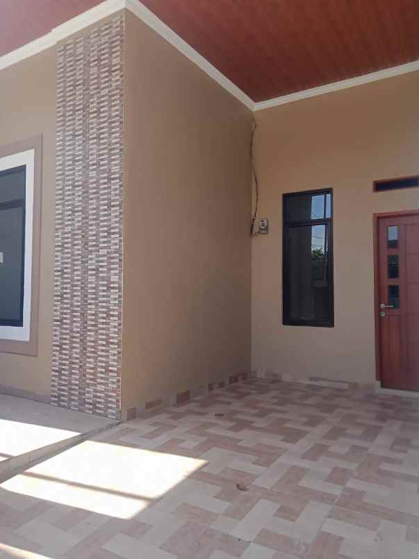 dijual rumah kota harapan indah bekasi