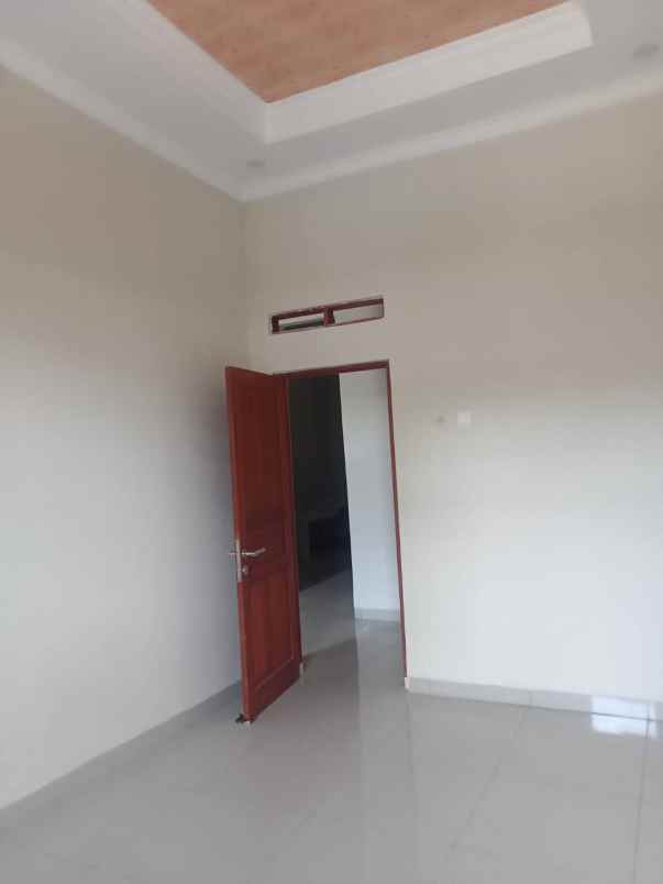 dijual rumah kota harapan indah bekasi